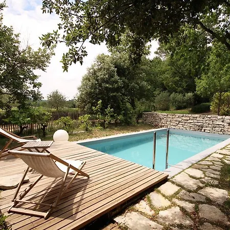 Les Pierres Sauvages Besse-sur-Issole