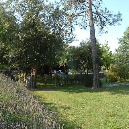 Bed & Breakfast Les Pierres Sauvages *