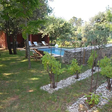 Bed & Breakfast Les Pierres Sauvages *